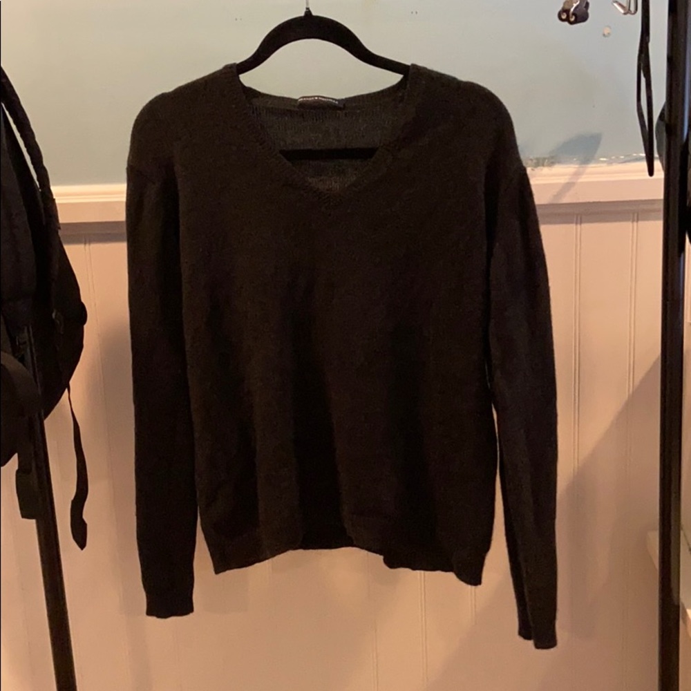 Brandy Melville sweater